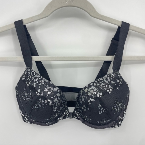Victoria’s Secret Very Sexy Push-Up Bra black silver floral lace Sz 32D - Picture 1 of 6